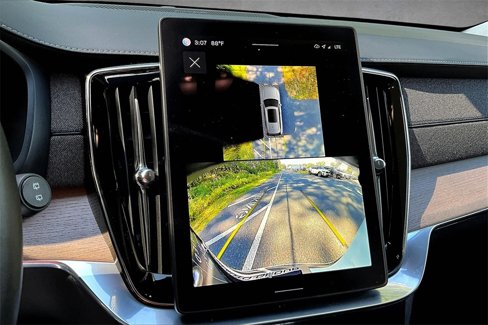 Certified 2025 Volvo XC90 B6 Plus w/ Protection Package image 13