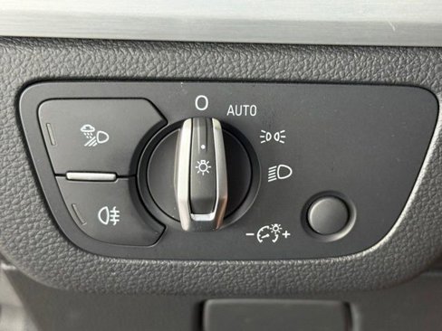Used 2021 Audi SQ5 Premium w/ Convenience Package image 15
