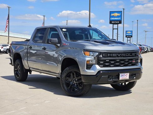 Certified 2025 Chevrolet Silverado 1500 Custom Trail Boss w/ Turbomax Blackout Package image 1