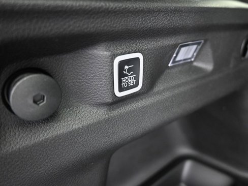 New 2025 Jeep Grand Cherokee L Limited w/ Black Appearance Package image 38