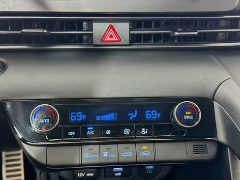 Certified 2025 Hyundai Elantra Sport image 15