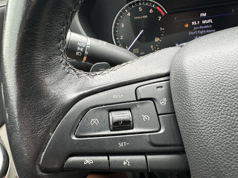 Used 2019 Cadillac XT4 Premium Luxury w/ Cold Weather Package image 29