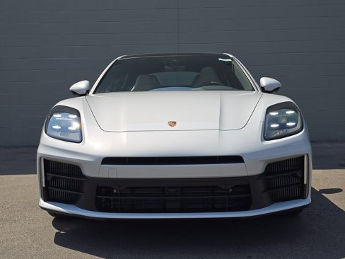 New 2025 Porsche Panamera 4 image 6