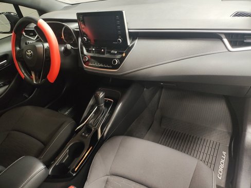 Used 2022 Toyota Corolla SE image 8