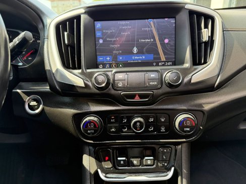 Used 2021 GMC Terrain SLE image 23