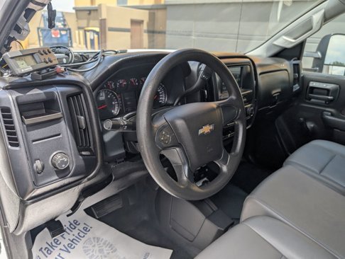 Used 2018 Chevrolet Silverado 1500 W/T w/ Trailering Package image 27