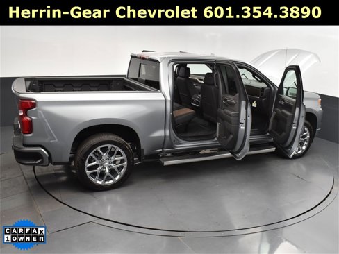 Used 2024 Chevrolet Silverado 1500 High Country w/ High Country Premium Package image 44
