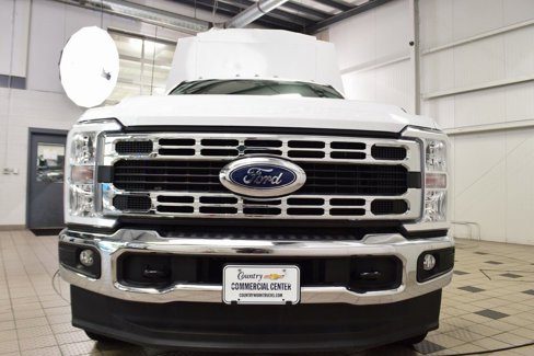 Used 2024 Ford F350 XLT w/ XLT Value Package image 2