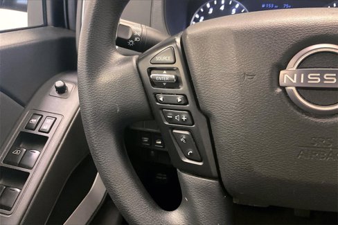 Used 2024 Nissan Frontier SV image 18
