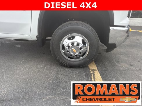 New 2025 Chevrolet Silverado 3500 LT w/ Convenience Package image 9