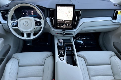 New 2026 Volvo XC60 B5 Ultra w/ Protection Package Premier image 11