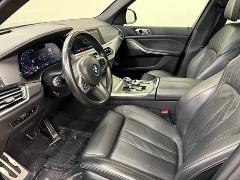 Used 2022 BMW X5 xDrive40i w/ M Sport Package image 5