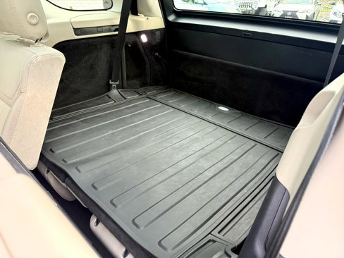 Used 2020 Land Rover Discovery HSE image 22