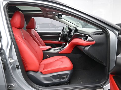 Used 2024 Toyota Camry XSE image 32