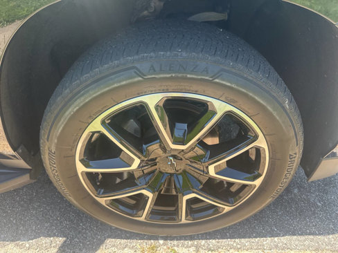Used 2021 Chevrolet Tahoe LT image 12