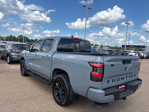 New 2026 Nissan Frontier SV image 2