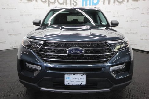 Used 2022 Ford Explorer XLT w/ Equipment Group 202A image 9