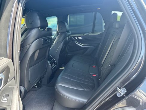 Used 2023 BMW X5 xDrive40i w/ Executive Package image 10
