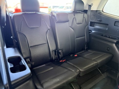 Used 2023 Kia Telluride EX w/ EX Captain's Chair Package image 52