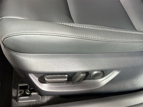 New 2026 Toyota Camry SE image 16