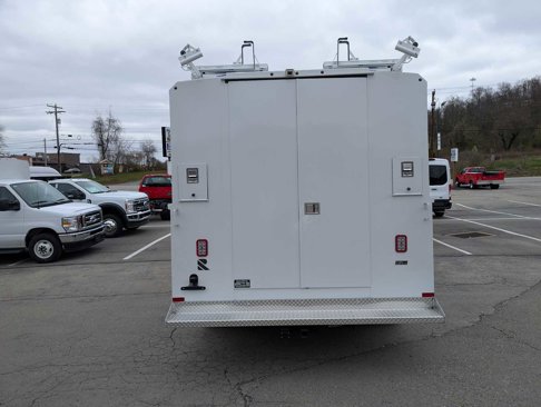New 2026 Ford E-350 and Econoline 350 Super Duty w/ Power Equipment Group image 9