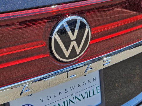 New 2025 Volkswagen Atlas SEL image 28