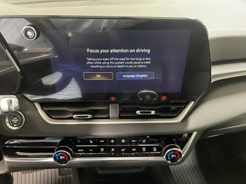 New 2026 Chevrolet Equinox LT w/ Convenience Package II image 16