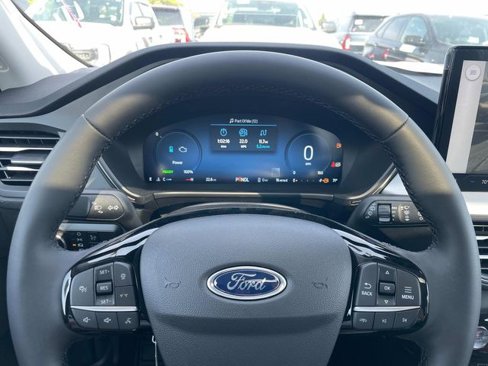 New 2024 Ford Escape SE w/ PHEV Premium Package image 12