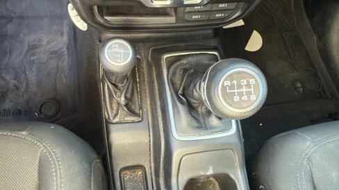 Used 2020 Jeep Wrangler Sport image 23