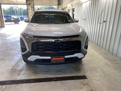 New 2026 Chevrolet Equinox ACTIV w/ Convenience Package III image 7