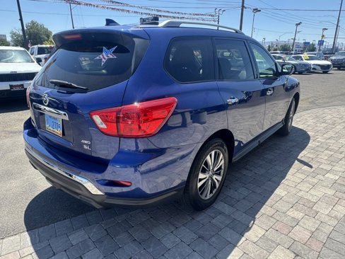 Used 2020 Nissan Pathfinder SL image 5