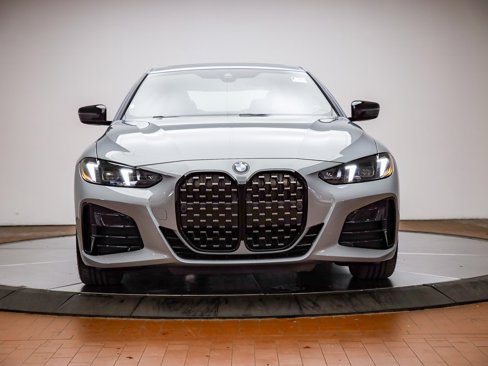 New 2026 BMW 430i Coupe w/ M Sport Package image 2