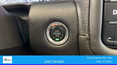 Used 2023 GMC Yukon XL Denali image 38