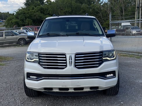 Used 2015 Lincoln Navigator 2WD image 1