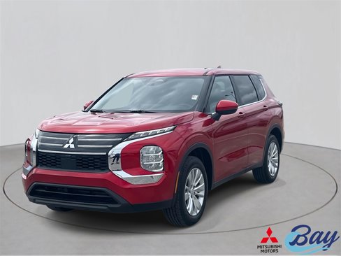 New 2025 Mitsubishi Outlander ES image 1