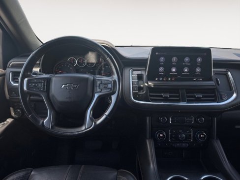 Used 2021 Chevrolet Suburban RST w/ Luxury Package image 10