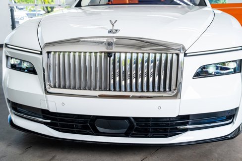 Used 2024 Rolls-Royce Spectre w/ Spectre Launch Package image 15