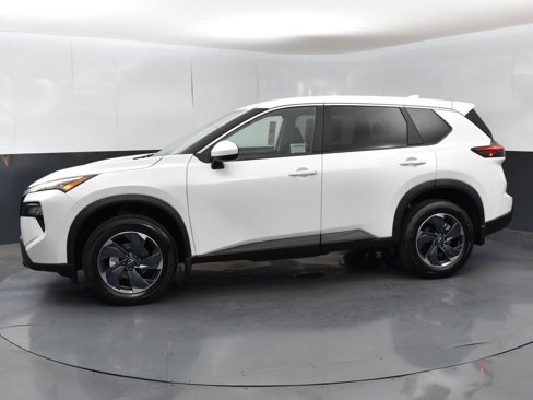 New 2026 Nissan Rogue SV image 4