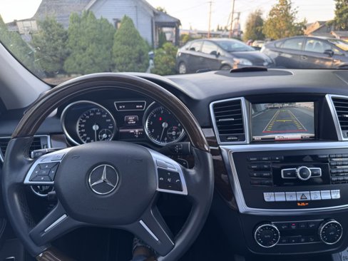 Used 2013 Mercedes-Benz ML 350 4MATIC image 36