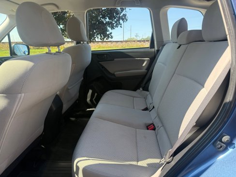Used 2018 Subaru Forester 2.5i w/ Alloy Wheel Package image 11