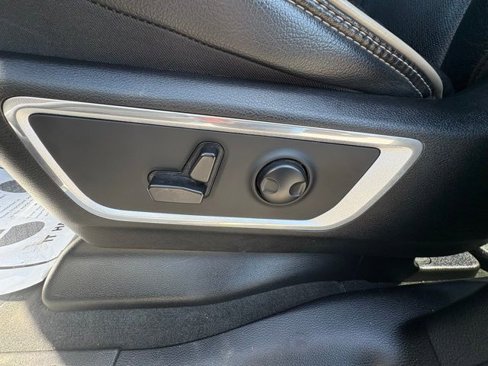 Used 2023 RAM 1500 Laramie image 13