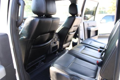 Used 2016 Ford F350 Lariat image 31
