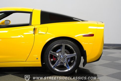 Used 2008 Chevrolet Corvette Coupe w/ Preferred Equipment Group image 24
