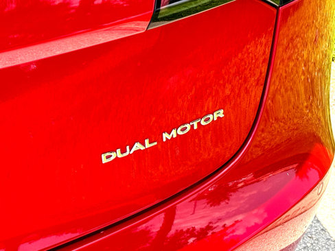 Used 2019 Tesla Model 3 Long Range image 16