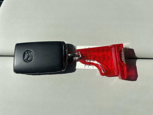 New 2025 MAZDA CX-90 Plug-In Hybrid w/ Premium Plus image 37