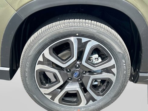 New 2025 Subaru Ascent Touring image 14