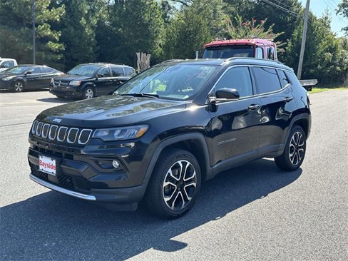 Used 2022 Jeep Compass Limited image 7