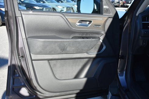 New 2025 INFINITI QX80 Luxe image 14