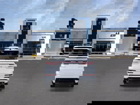 New 2025 Lincoln Corsair AWD w/ Equipment Group 101A image 5