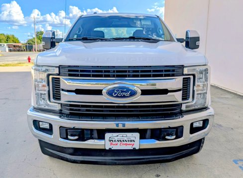 Used 2017 Ford F250 XLT w/ XLT Premium Package image 4